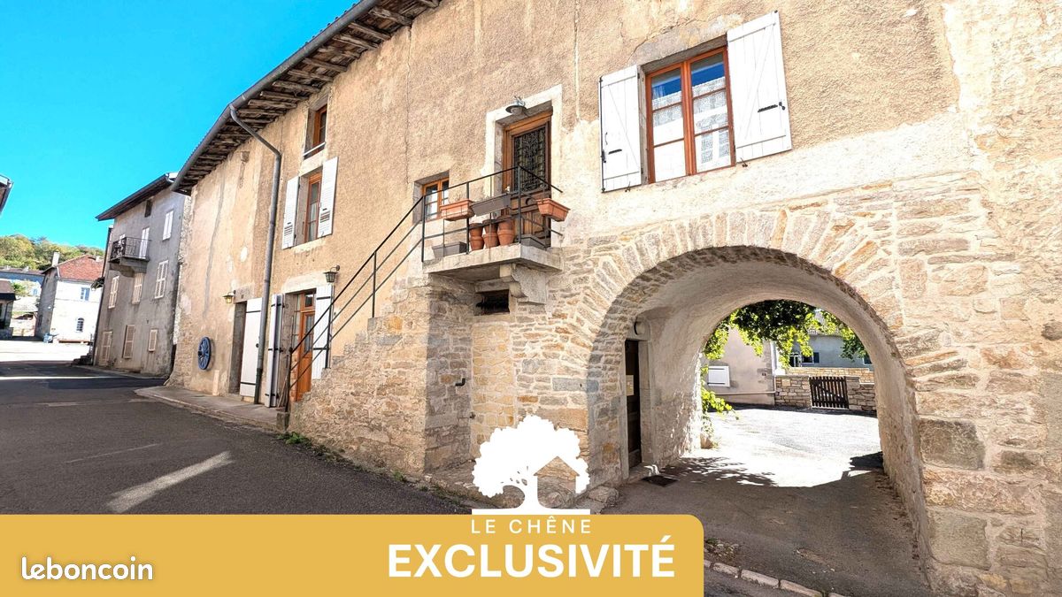 Maison 8 pièces 199 m² · à Gigny · 199 m² · 168 000 €