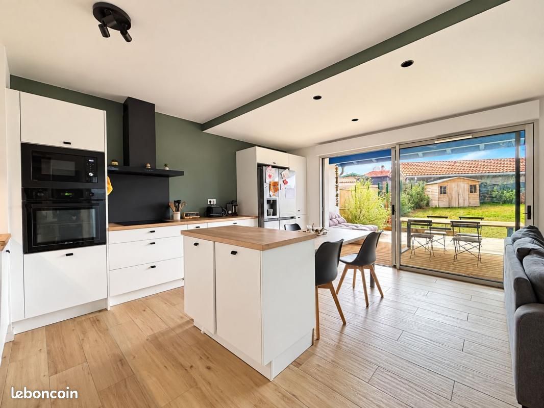 Maison 4 pièces 92 m² · à Tosse · 92 m² · 420 000 €