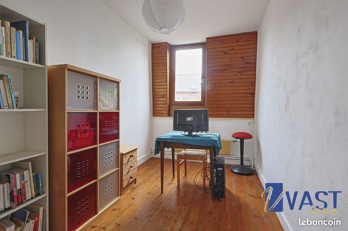 Maison 6 pièces 121 m² — 25