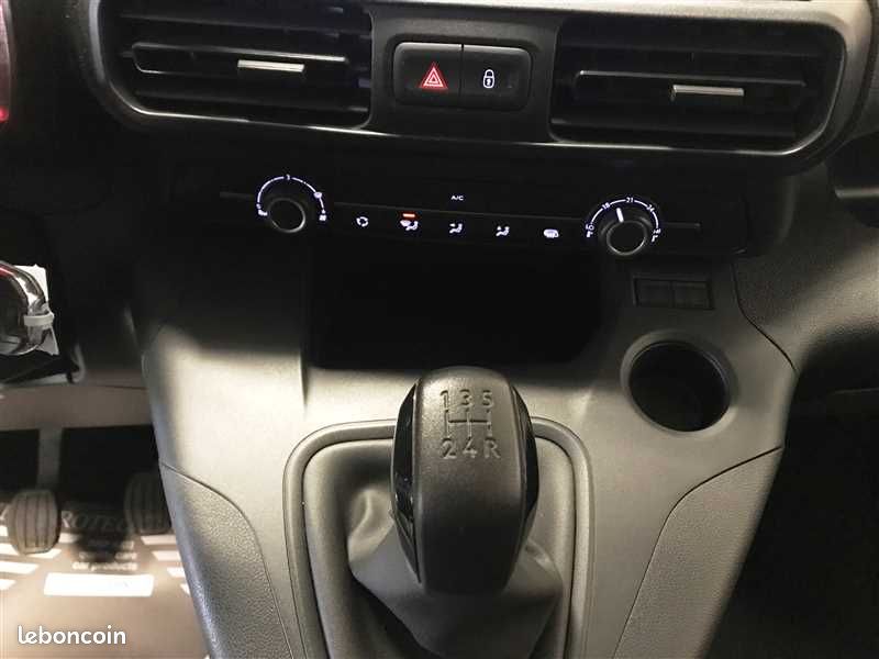 Opel Combo L1H1 1.5D 102 PACK CLIM 950KG 12490HT (image 13)