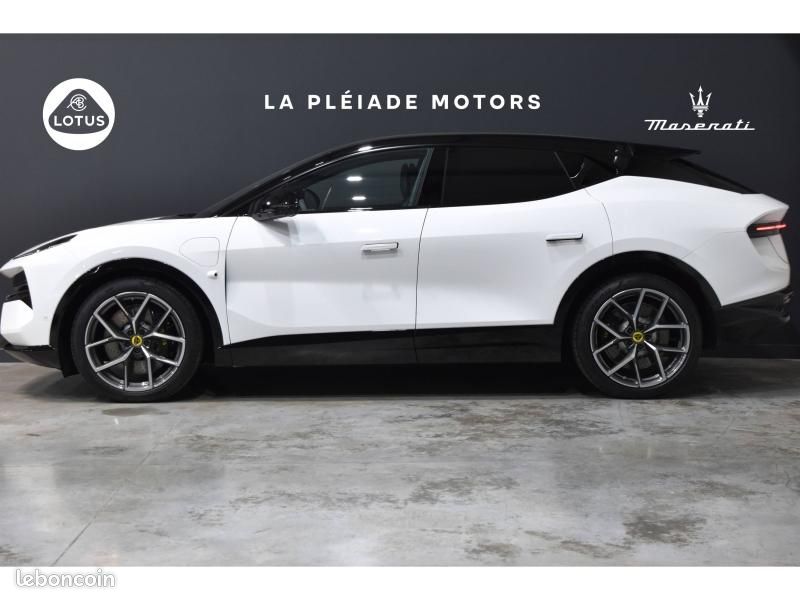Lotus Eletre 600 Sport SE (image 8)