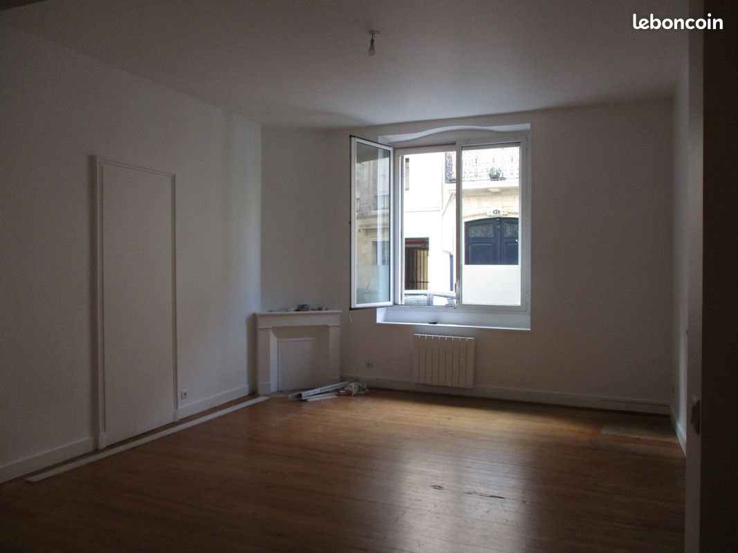 Appartement 1 pièce 41 m² · à Bordeaux · 41 m² · 698 €