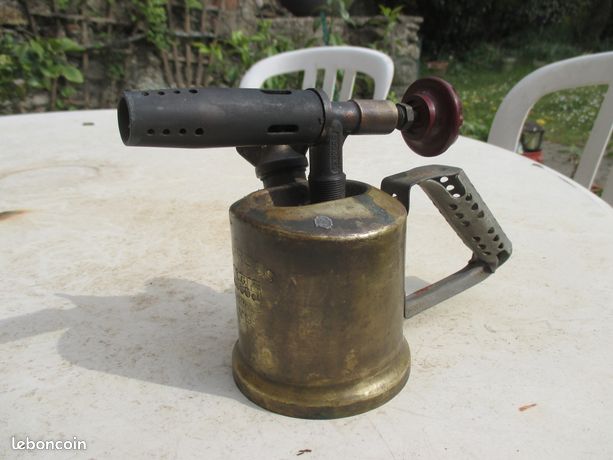 Lampe a souder ancienne -Collection d'occasion