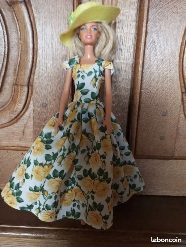 Lot de 3 Barbie collection Noël 2018 et 2020 - Jeux & Jouets