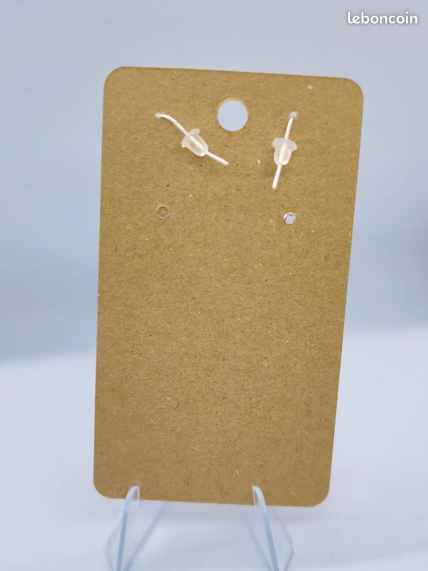 Boucles d'oreilles BTS pop Jimin (image 2)