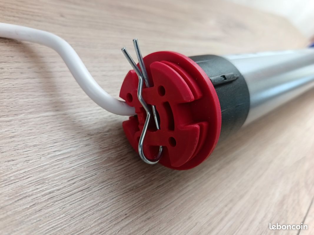 Moteur volet roulant et store Simu T5 40/12 - Filaire - 40 Nm (jusqu'à épuisement des stocks
