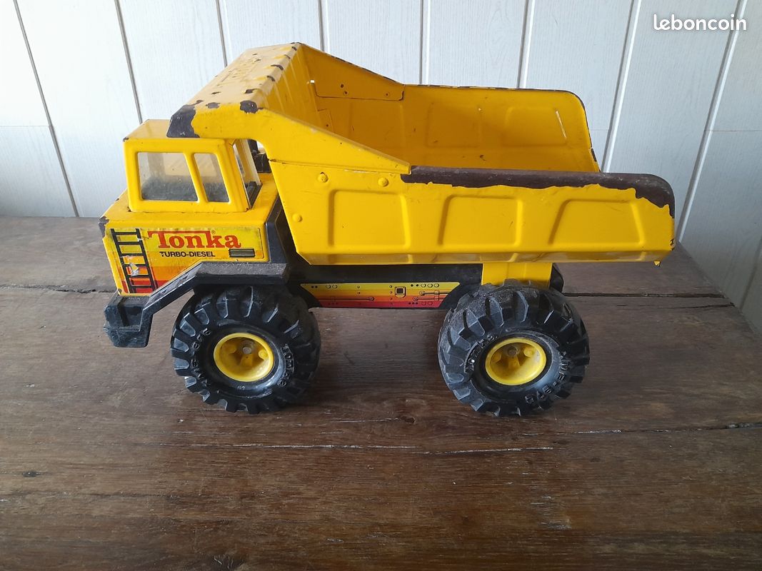 ANCIEN CAMION BENNE BASCULANTE Années 70' en TÔLE Made in Spain EUR 20