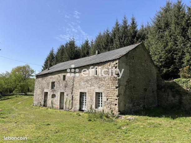 Maison 10 pièces 300 m²
