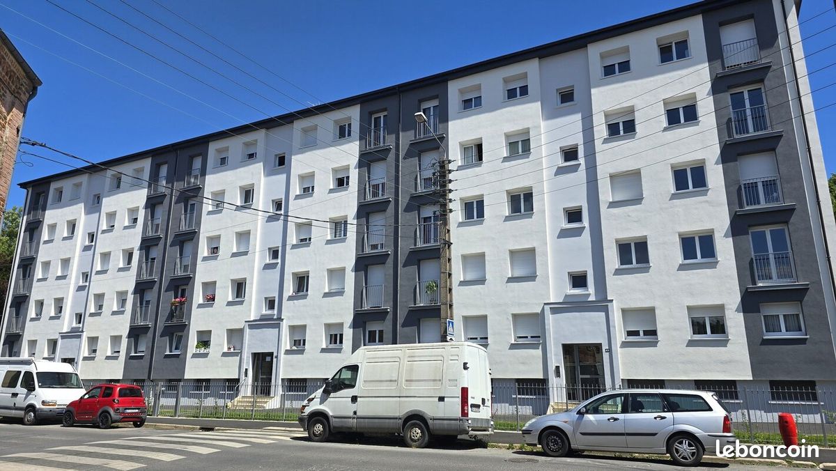 Appartement 4 pièces 65 m² · à Charleville-Mézières · 65 m² · 497 €