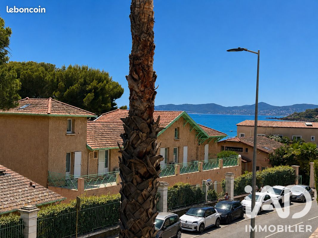 Appartement 3 pièces 49 m² · à Saint-Raphaël · 49 m² · 285 000 €