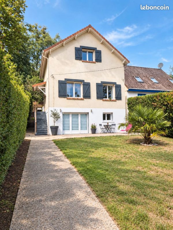 Maison 5 pièces 90 m² · à Corbeil-Essonnes · 90 m² · 329 000 €