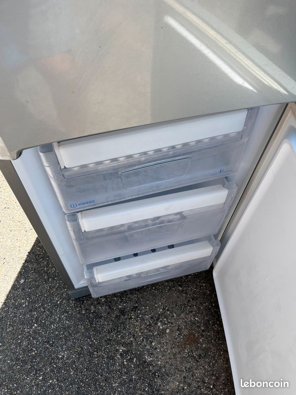 Refrigerateur/congelateur (image 3)