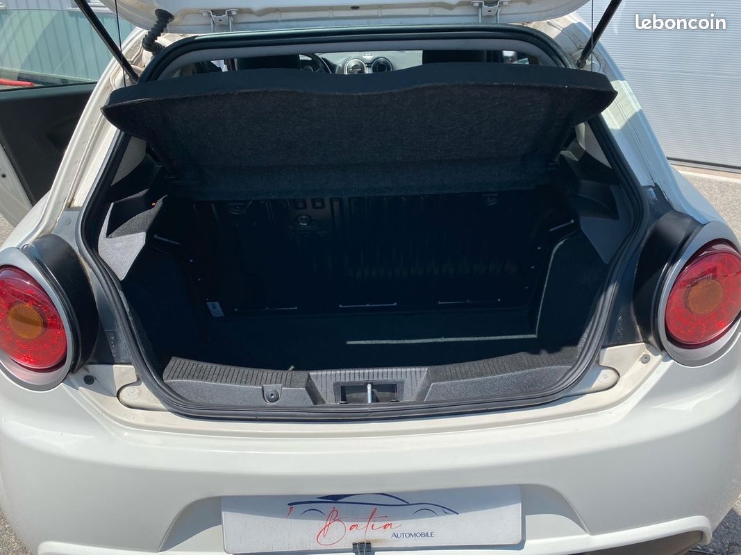 Alfa Romeo Mito phase 2 1.4 SBK 80ch / 2ème main (image 13)