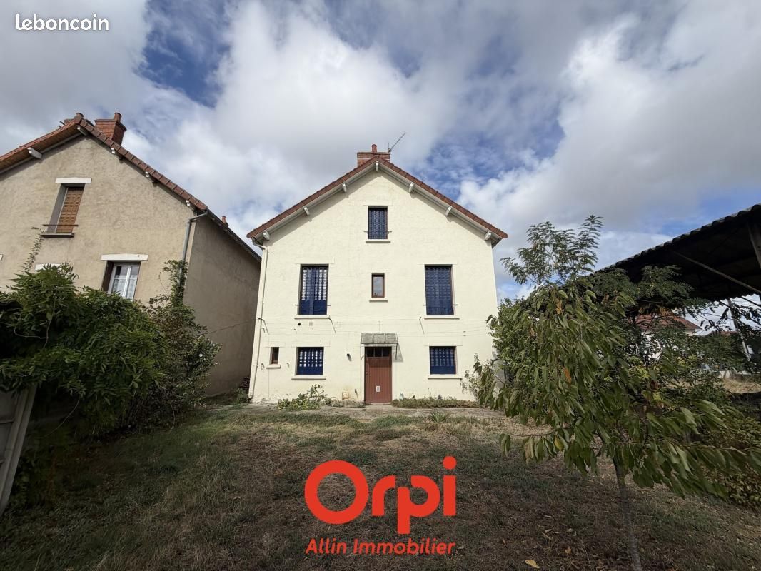 Maison 4 pièces 90 m² · à Montluçon · 90 m² · 126 000 €