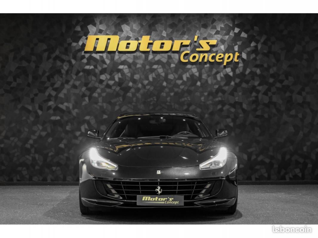 Ferrari GTC4 Lusso V8 - NERO DAYTONA / CAMÉRA CARBONE SIÈGES VENTILÉS ALCANTARA (image 4)