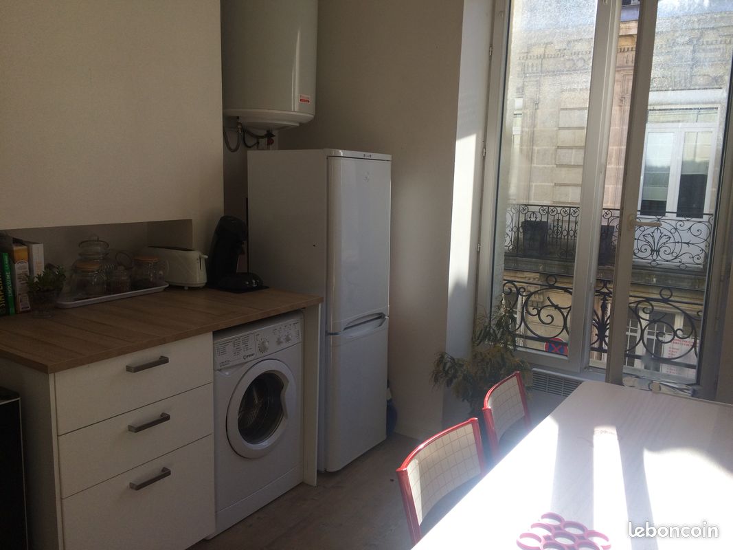 Appartement 4 pièces 64 m² · à Bordeaux · 64 m² · 1 100 €