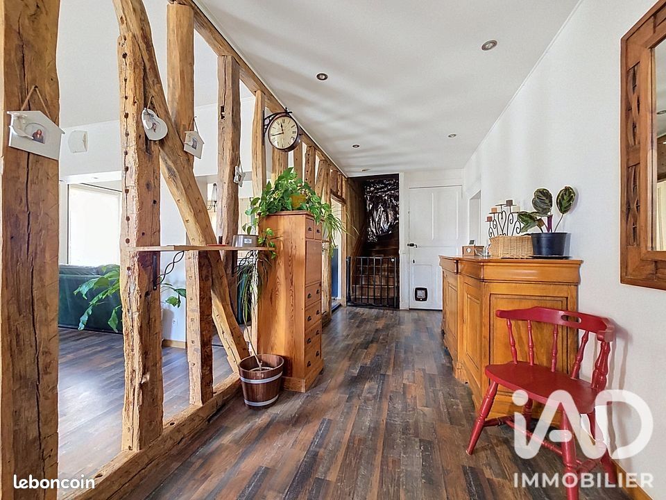 Maison 7 pièces 207 m² · à Remaucourt · 207 m² · 189 000 €