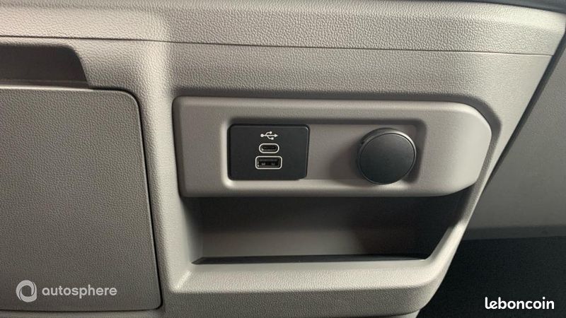 Ford Tourneo Custom 340 L1H1 2.5 Duratec 232ch Hybride rechargeable Titanium CVT (image 30)