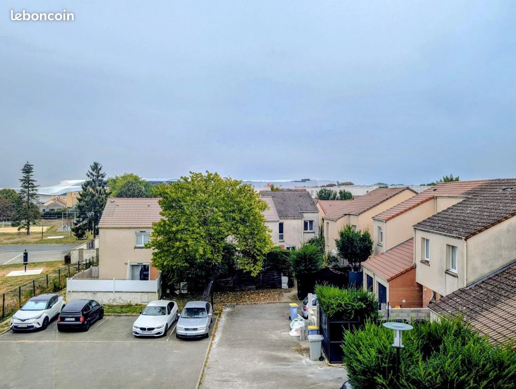 Appartement 2 pièces 54 m² · à Plaisir · 54 m² · 169 000 €