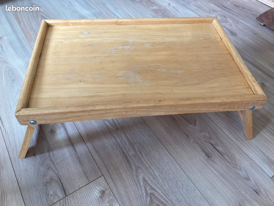 Plateau en bois (image 1)