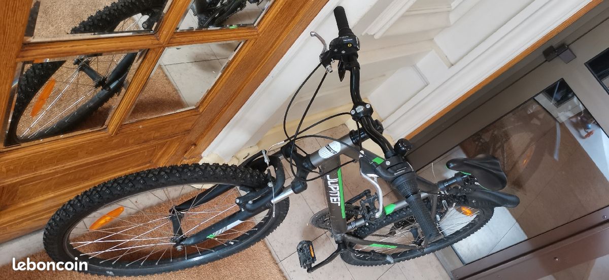 Velo VTT 26", Marque Jupiter, tres peu servi (image 7)