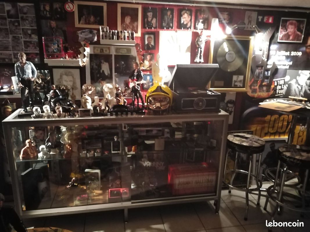 Musée personnel de Johnny Hallyday (image 1)