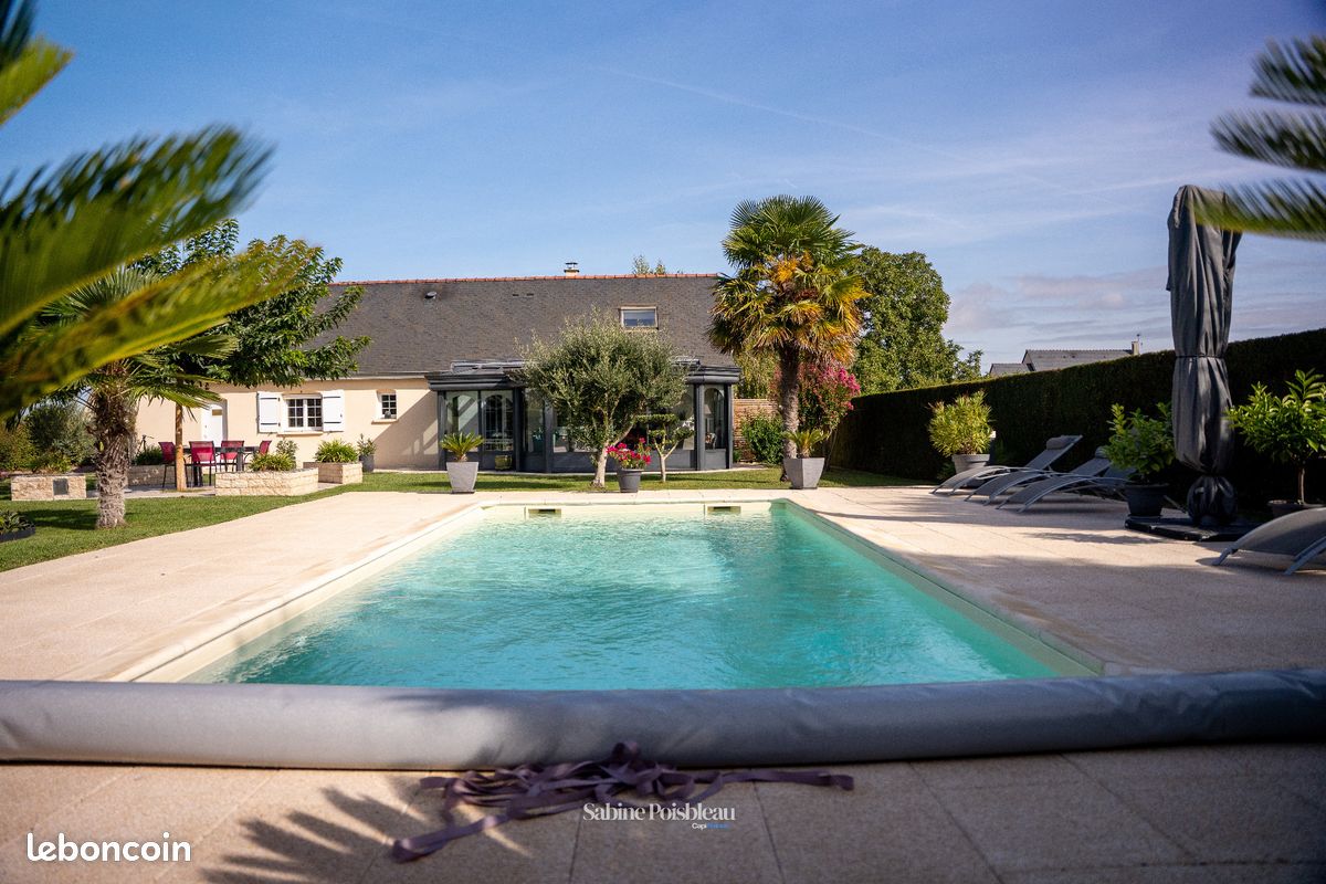 Maison 6 pièces 132 m² · à Artannes-sur-Thouet · 132 m² · 327 000 €