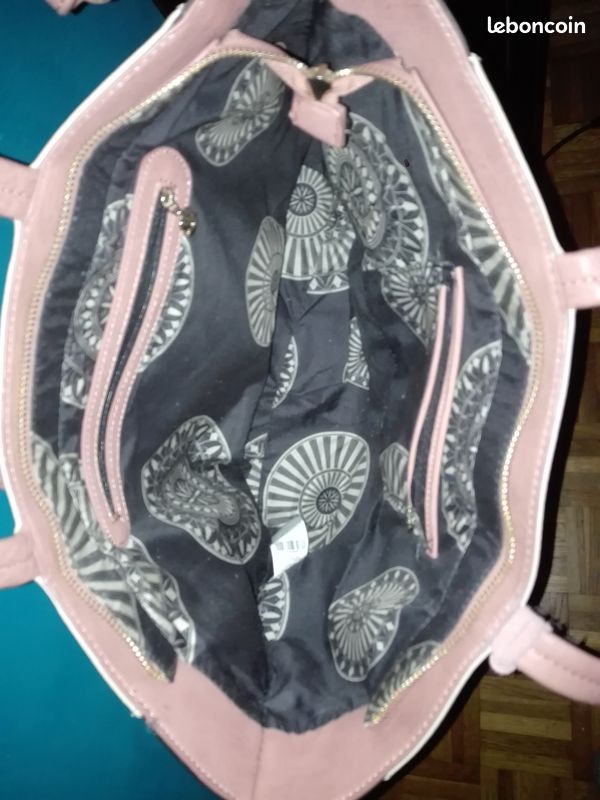 Sac Desigual Bandoulière Comme Neuf - En Polyuréthane Gris, Occasion En Excellent état