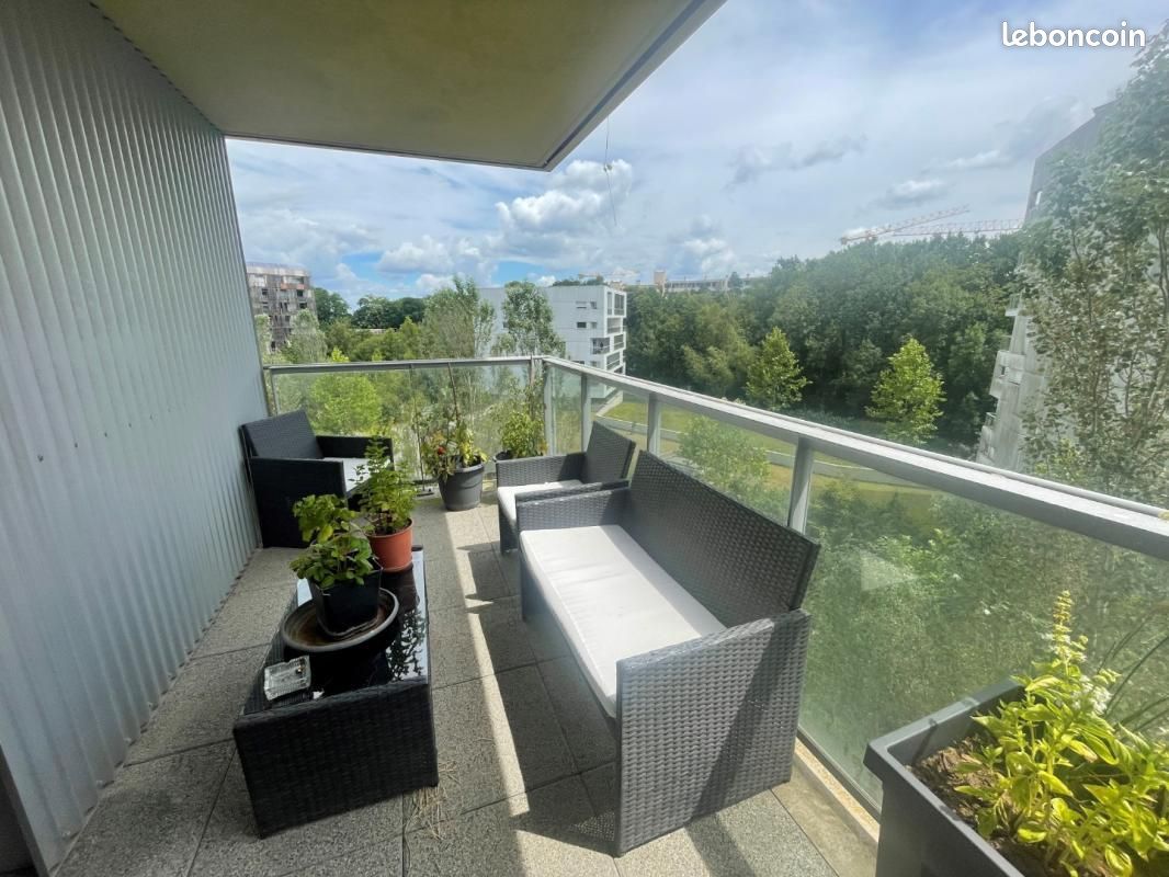 Appartement 2 pièces 49 m² · à Saint-Jacques-de-la-Lande · 49 m² · 679 €