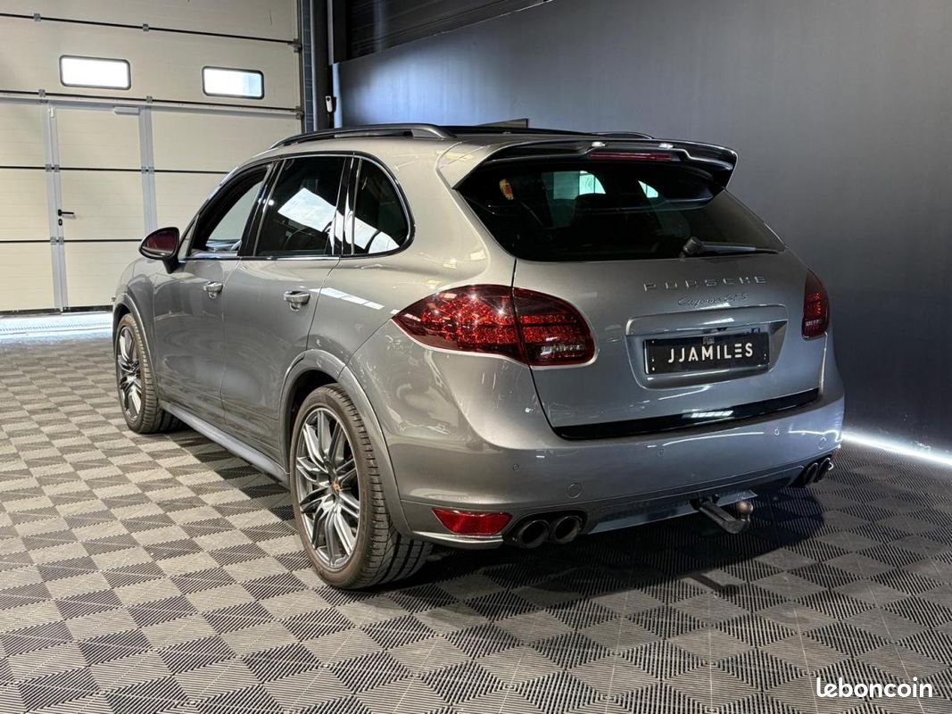 PORSCHE CAYENNE 4.8i V8 - 420 GTS TOIT PANORAMIQUE -ECHAPEMENT SPORT (image 5)