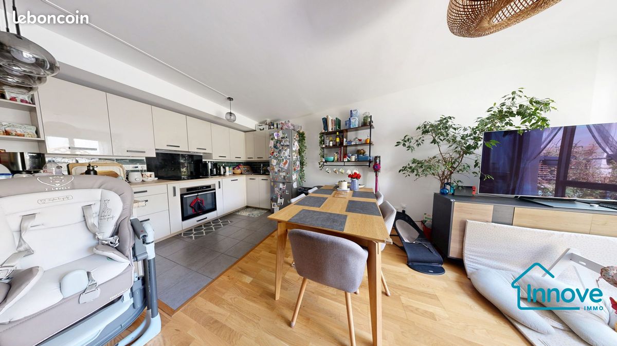 Appartement 4 pièces 84 m² · à Viroflay · 84 m² · 569 000 €