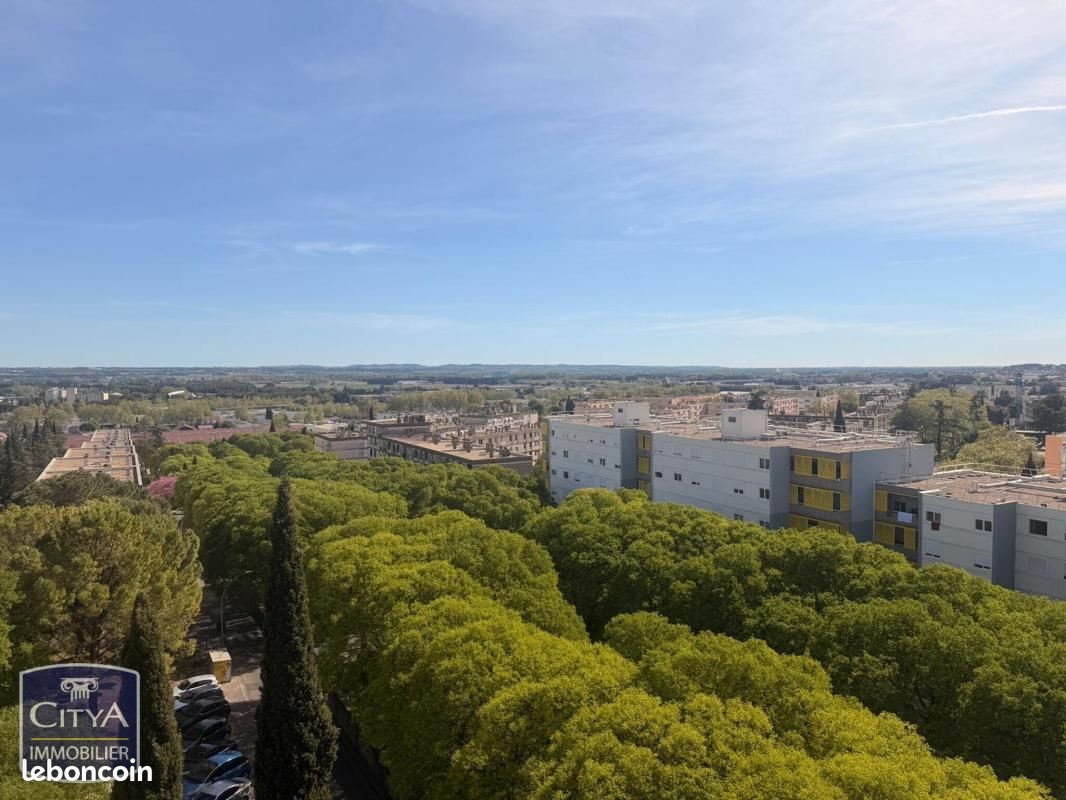 Appartement 5 pièces 96 m² · à Nîmes · 96 m² · 79 000 €