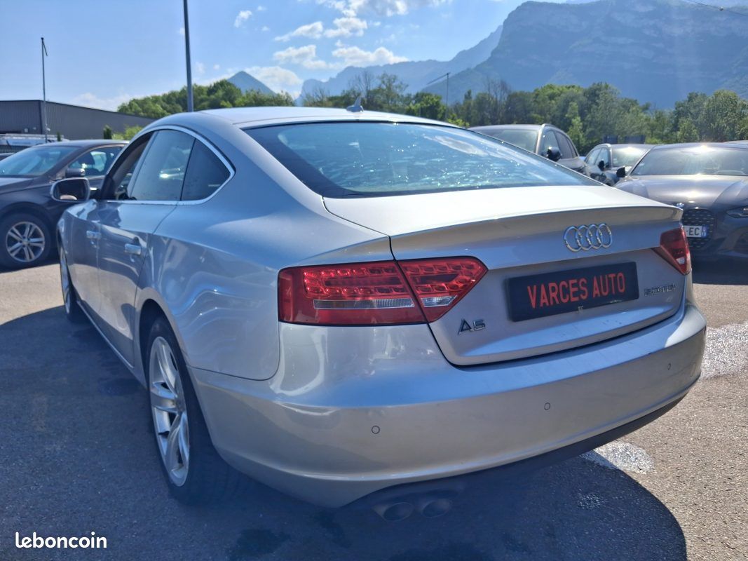 Audi a5 sportback 2.0 tdi 143 cv ambition luxe multitronic toit ouvrant distribution ok 2010 (image 4)