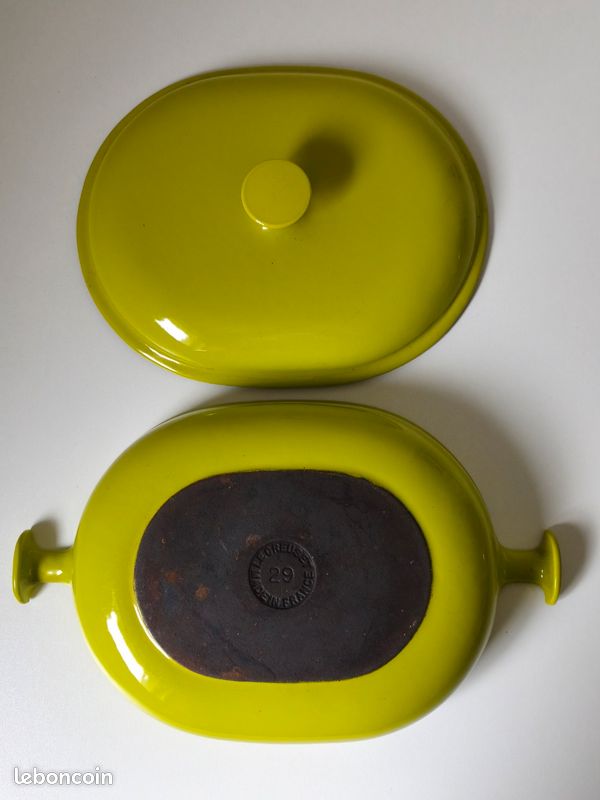 Cocotte Le Creuset N°29 – Fonte émaillée Vert Anis – Design Enzo Mari, Vintage