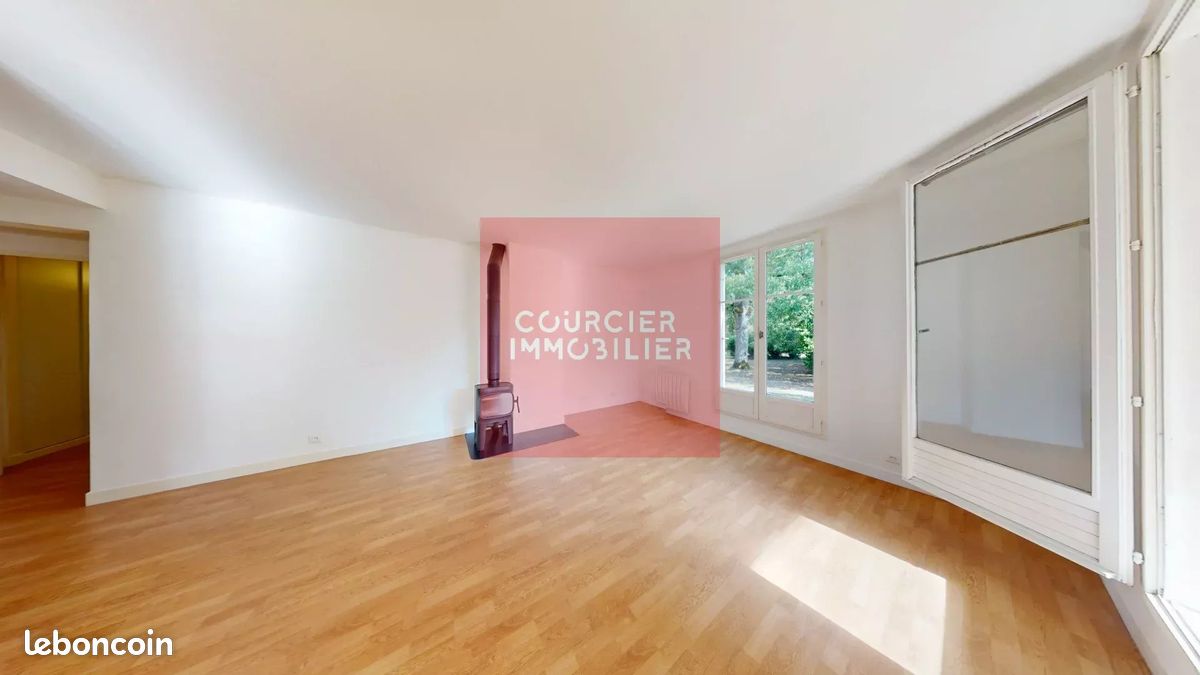 Appartement 3 pièces 86 m² · au Mesnil-Saint-Denis · 86 m² · 1 400 €/mois