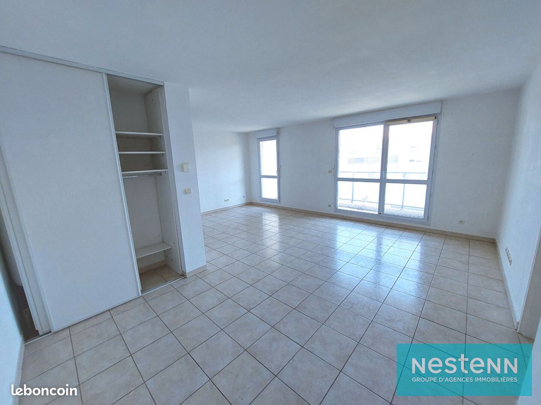 Appartement 3 pièces 76 m² · à Istres · 76 m² · 920 €