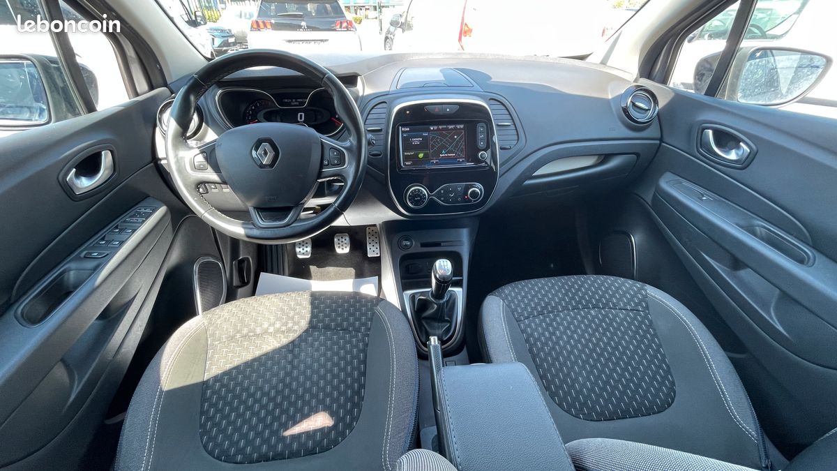 Renault Captur 0.9 TCe 90ch energy Intens (image 8)