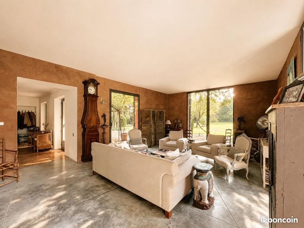 Mas 6 pièces 238 m² (image 4)