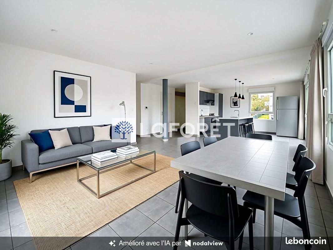 Appartement 5 pièces 94 m² · à Montbéliard · 94 m² · 140 000 €