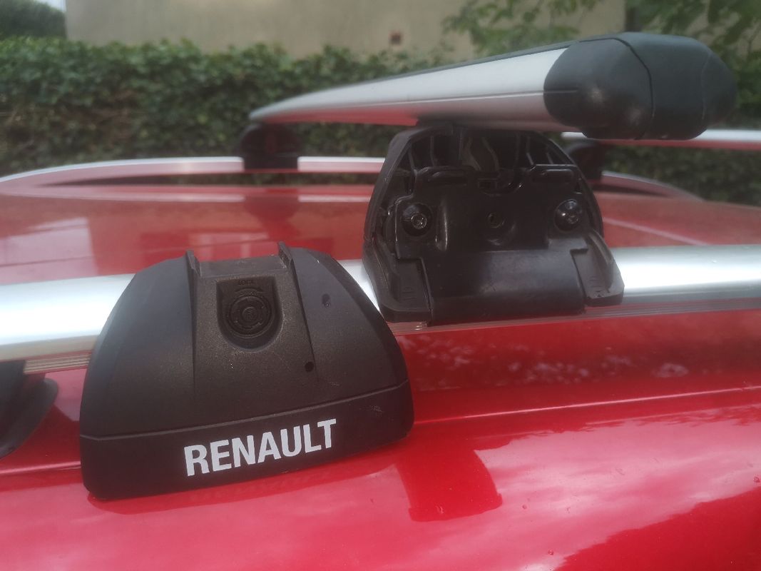 Barre de toit occasion - Renault CLIO ESTATE - 8200628976 - GPA