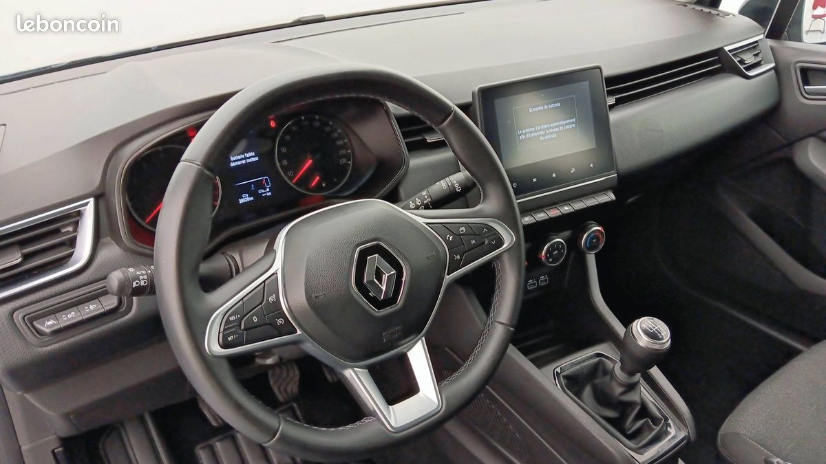 Renault clio tce 90 equilibre (image 11)