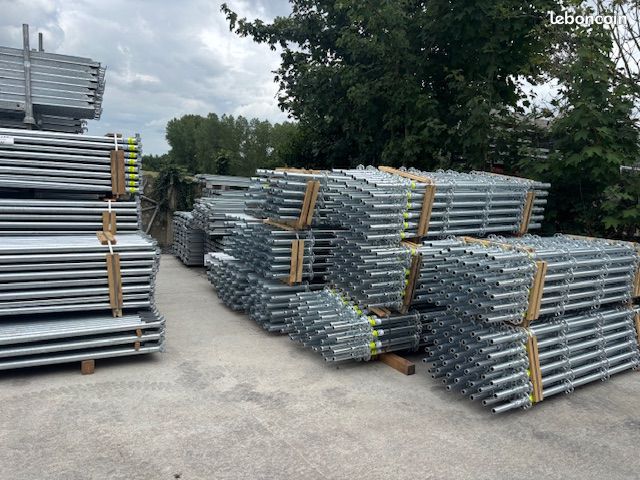 Echafaudage Multidir. 15 M x 10M (hauteur de travail) – 153 M² (image 1)
