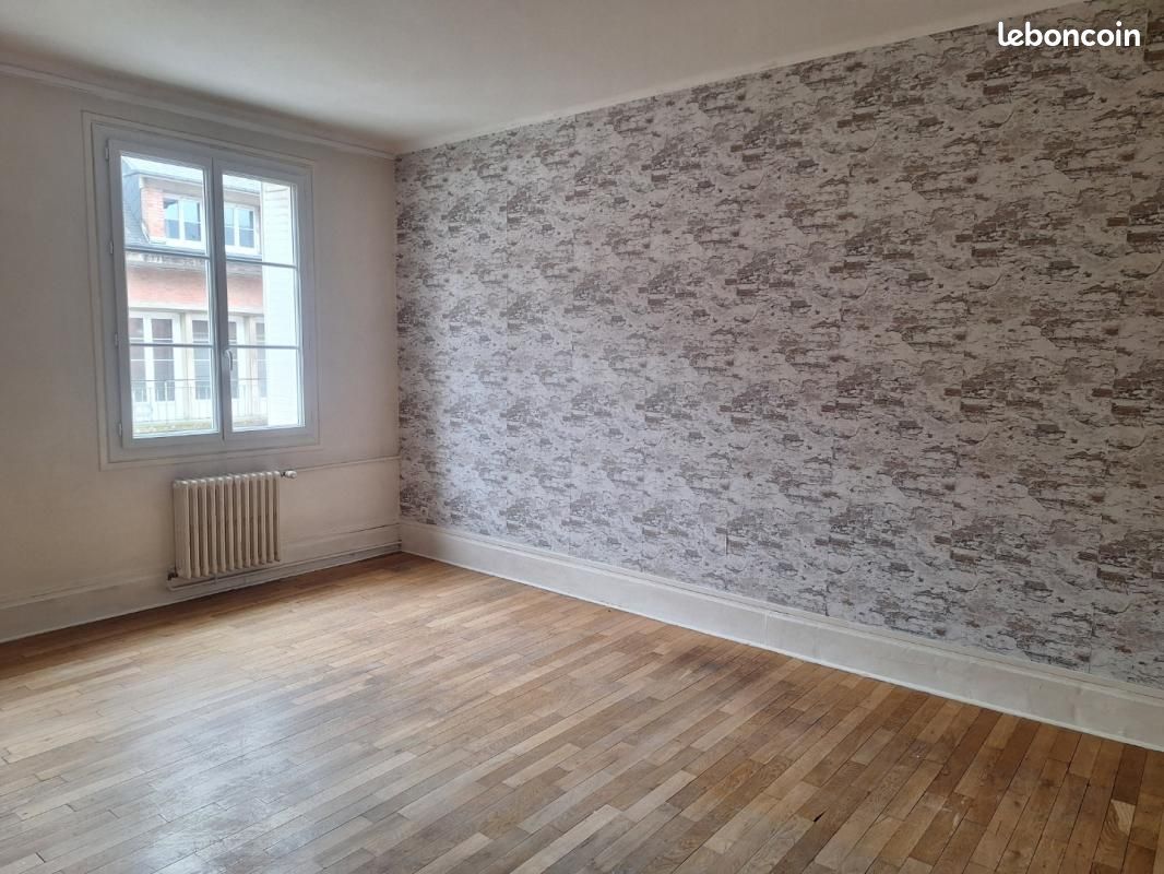 Appartement 85 m² · à Lisieux · 85 m² · 740 €/mois