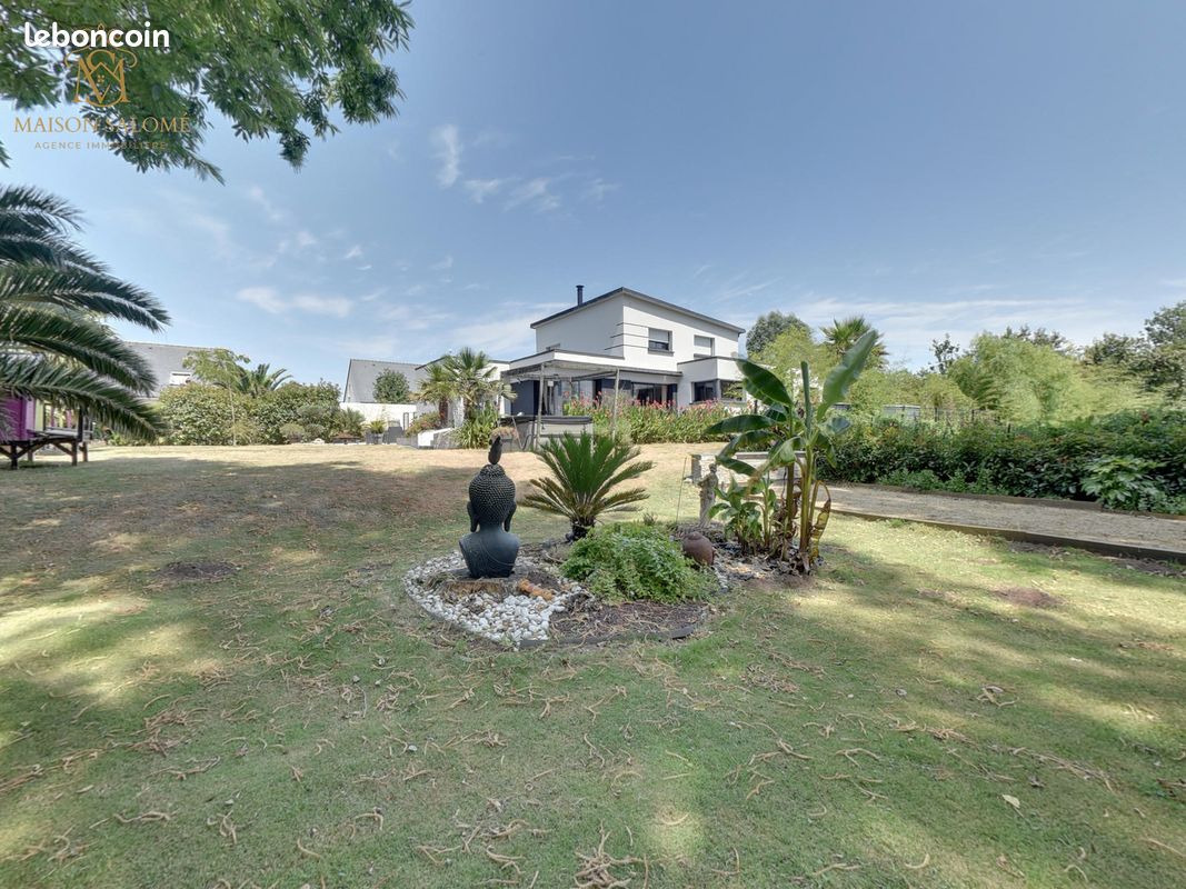 Maison 7 pièces 168 m² · à Plomeur · 168 m² · 592 800 €