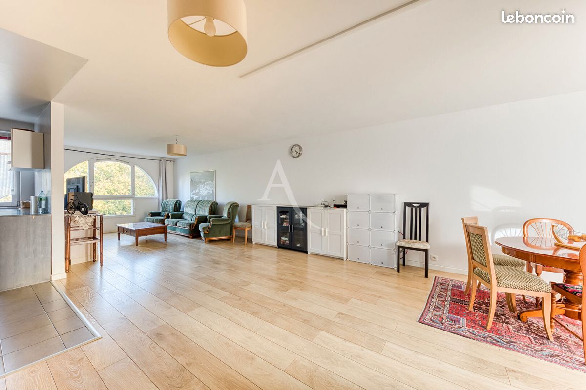 Appartement 5 pièces 96 m² · à Noisiel · 96 m² · 279 000 €