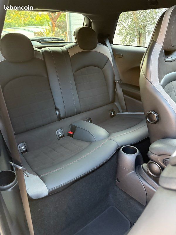 MINI John Cooper Works – Harman Kardon – Toit ouvrant – EDC – CarPlay – Caméra – Suivi MINI – 67 500 km (image 9)