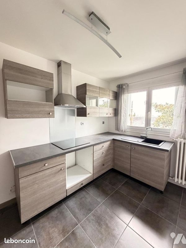 Appartement 3 pièces 72 m² · à Boissy-Saint-Léger · 72 m² · 210 000 €