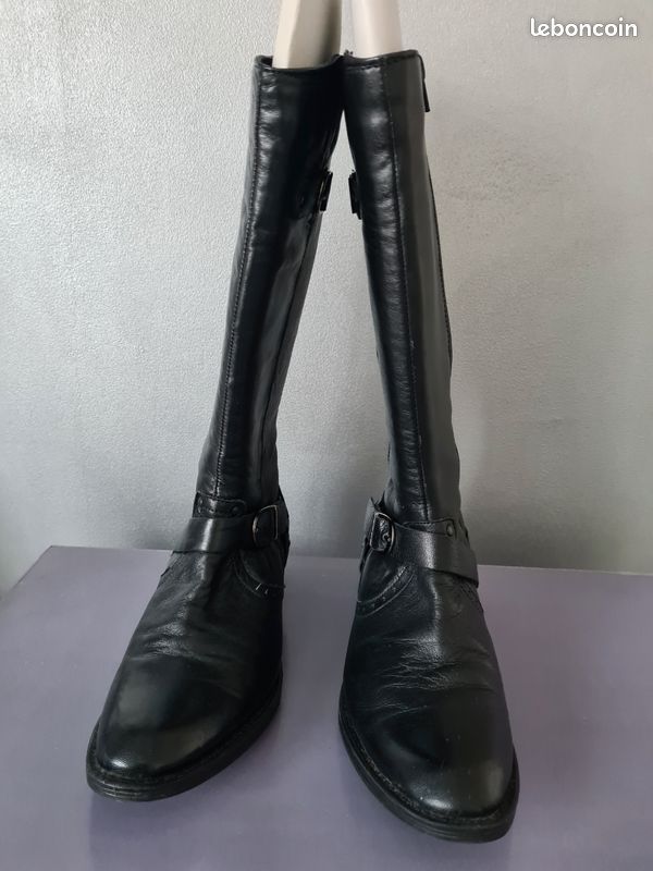 Bottes femme noires en cuir souple Chaussures