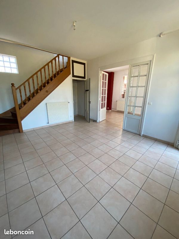 Maison 3 pièces 92 m² · à Origny-Sainte-Benoite · 92 m² · 580 €