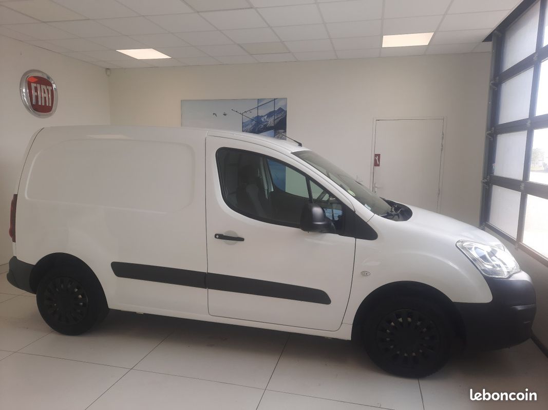 Citroën Berlingo (2) BlueHDi 75 BVM Confort M (image 2)